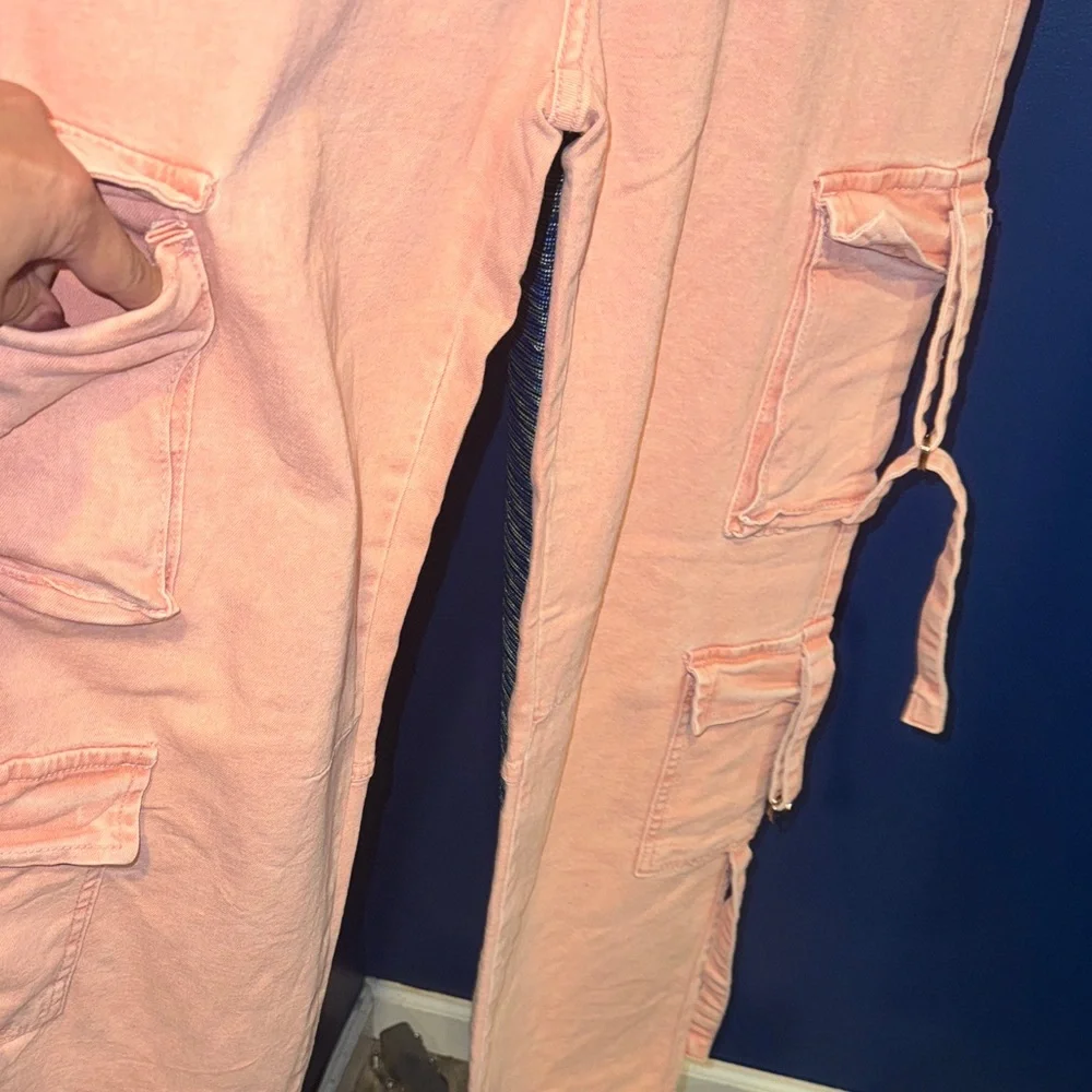 VIP JEANS- NWOT Pink Acid Wash Wide-Leg Cargo Jeans Size 11/12 - Picture 11 of 17